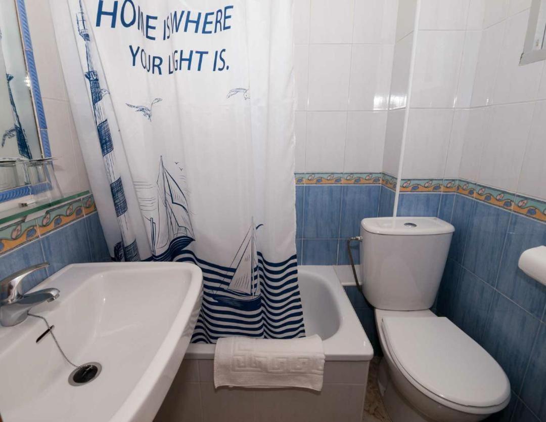 Hostal Sonrisa Del Mar Conil De La Frontera Dış mekan fotoğraf