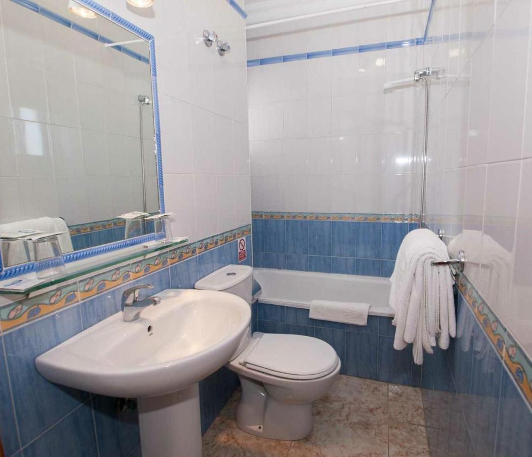 Hostal Sonrisa Del Mar Conil De La Frontera Dış mekan fotoğraf