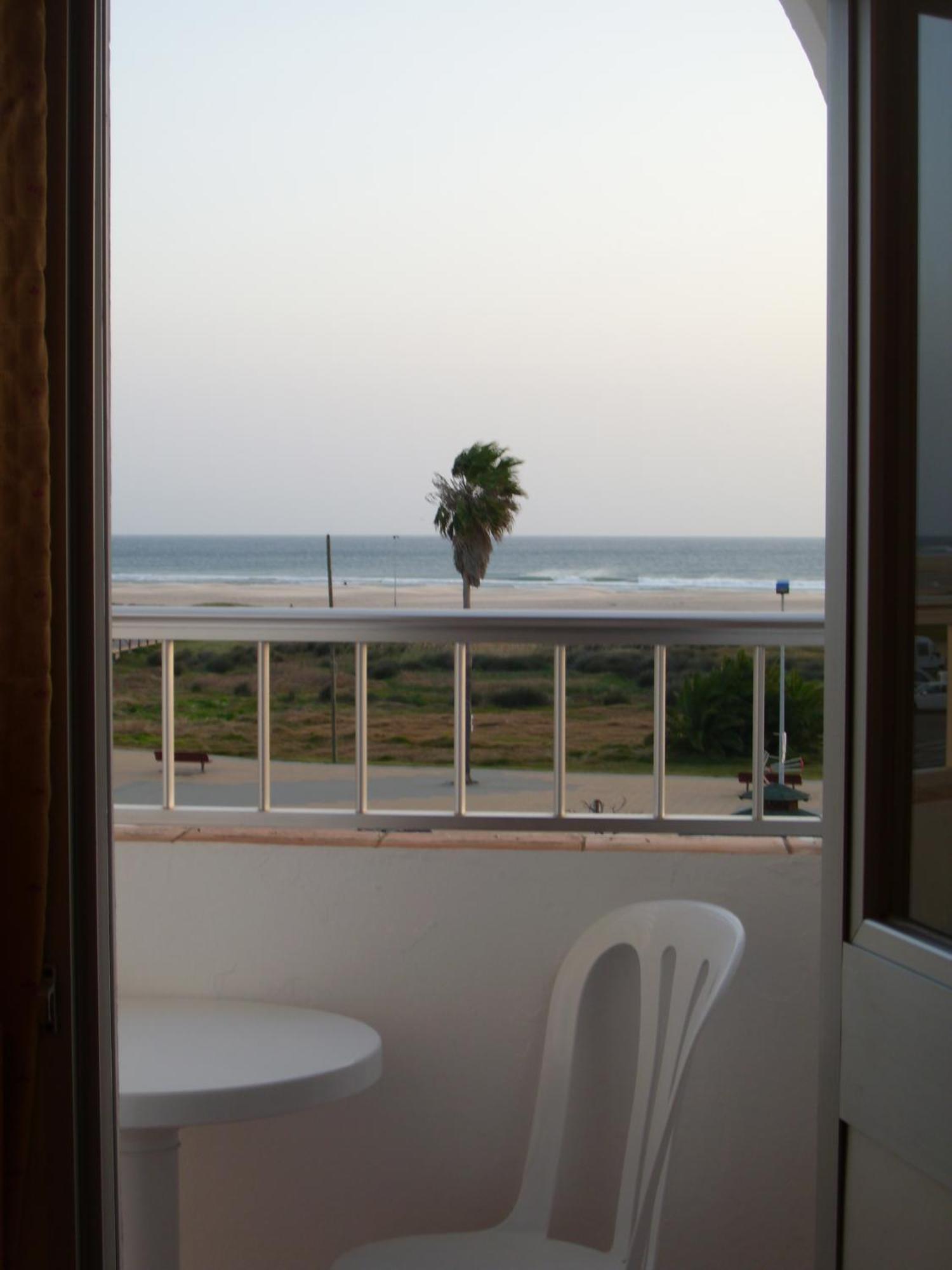 Hostal Sonrisa Del Mar Conil De La Frontera Dış mekan fotoğraf