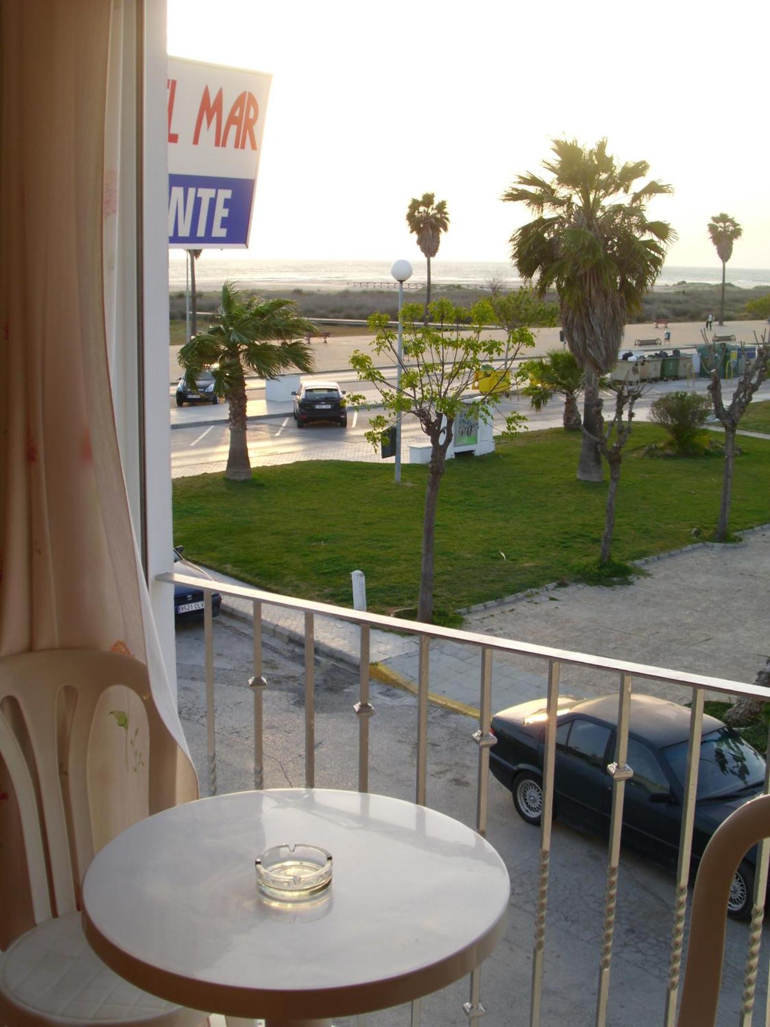 Hostal Sonrisa Del Mar Conil De La Frontera Dış mekan fotoğraf